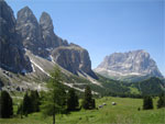gal/2010/07 - Sella Ronda Bike Day 2010/05 - SellaRonda_Bike_Day/05 - Il Passo Gardena_the_end/_thb_5versogardena_03-01.jpg